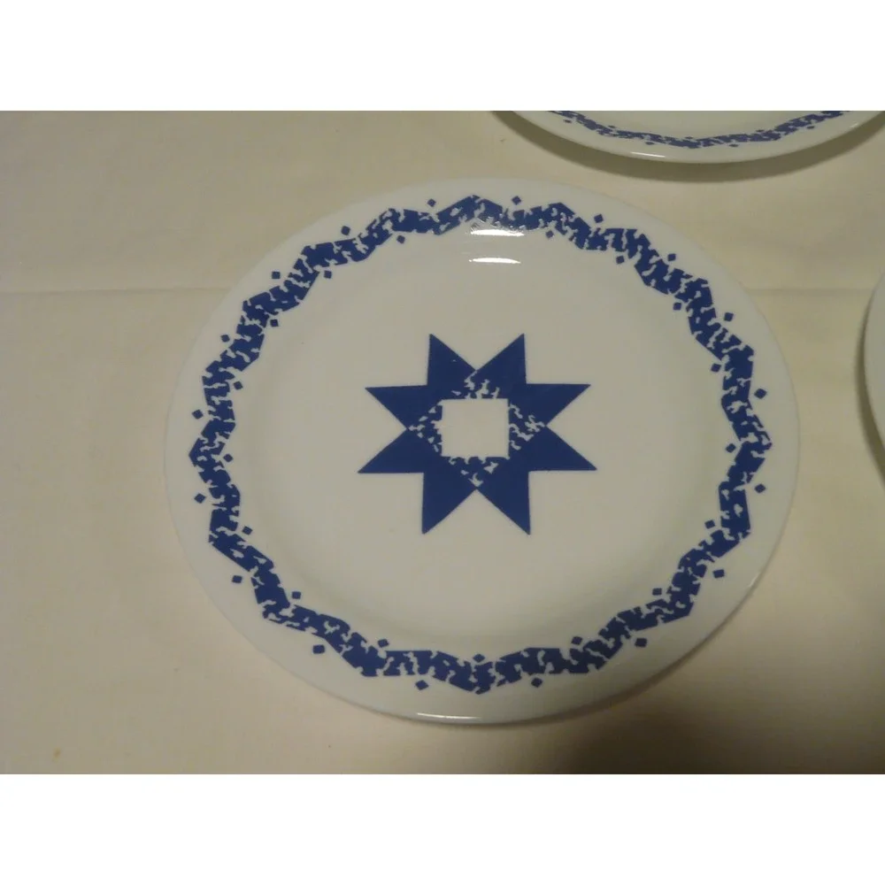 Set of 4 Corelle Corning Salad Plates Blue Star Pattern Retired USA‎ 7.25